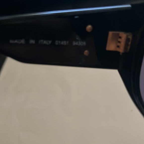 Chanel Vintage Sunglasses Gold CC Logo Black With Case Authentic - Picture 5 of 11